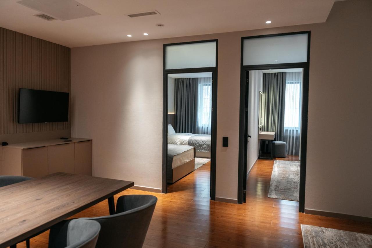 Raavah Aparthotel アルマトイ エクステリア 写真
