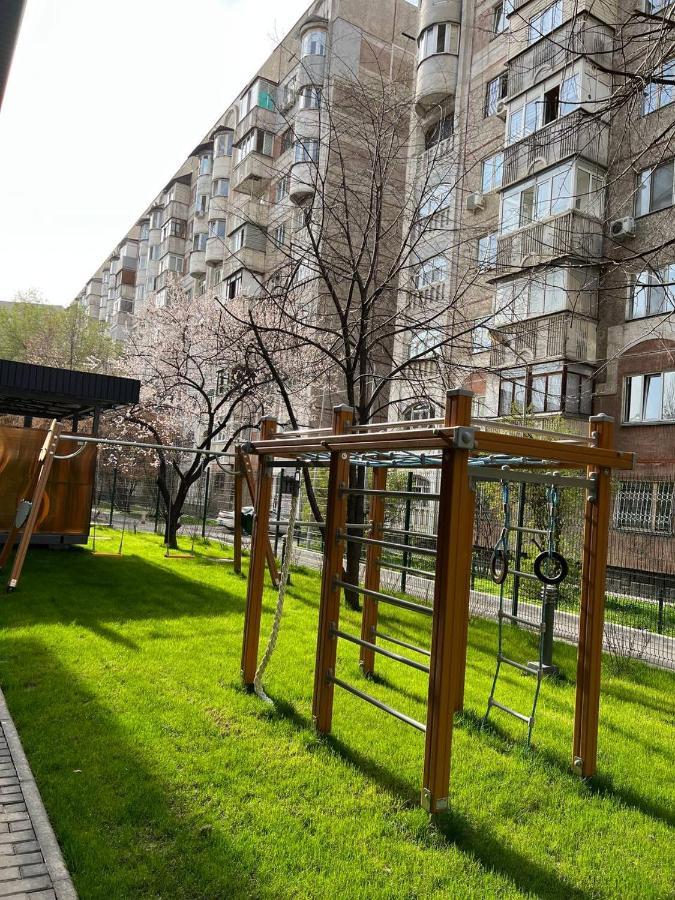 Raavah Aparthotel アルマトイ エクステリア 写真