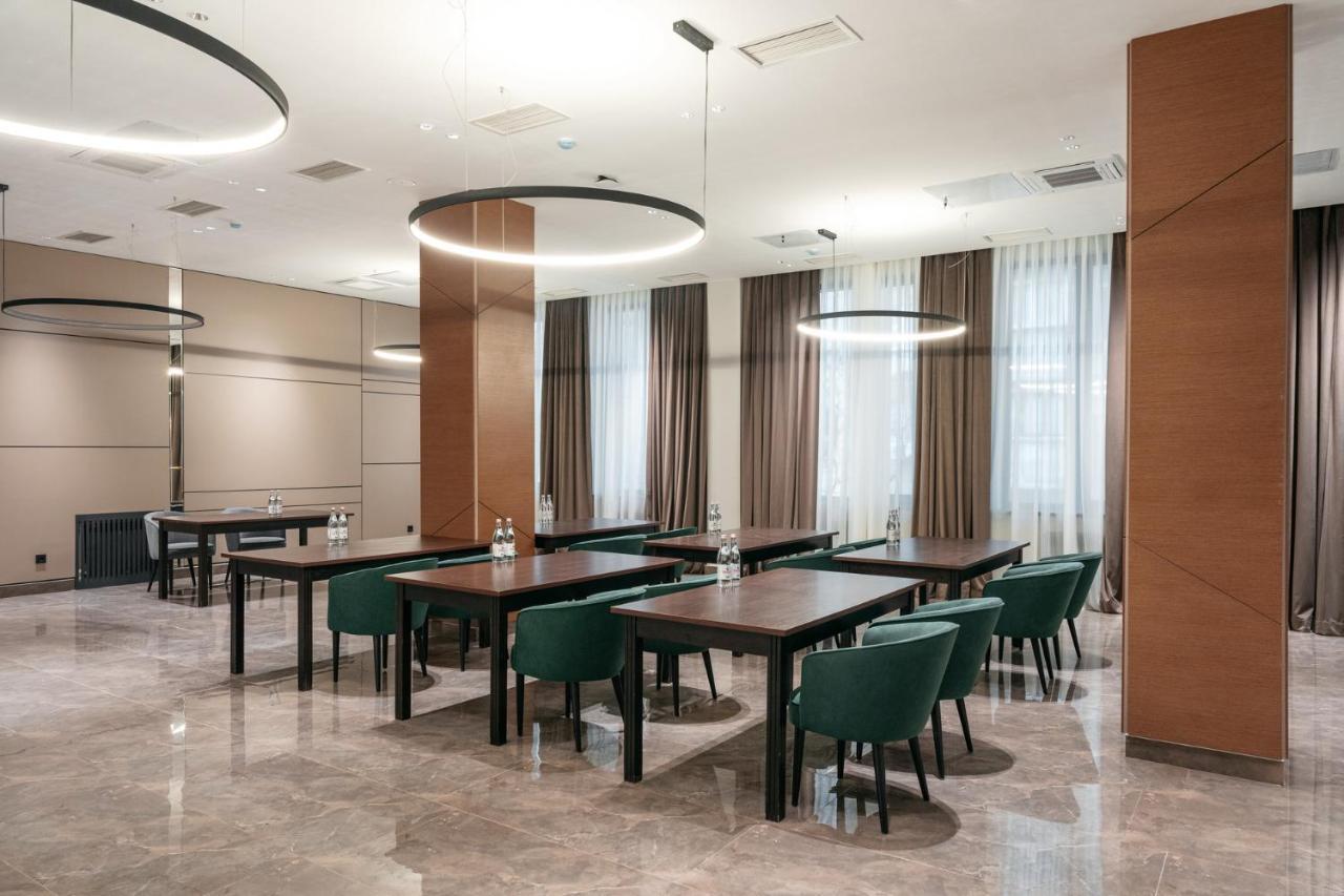 Raavah Aparthotel アルマトイ エクステリア 写真